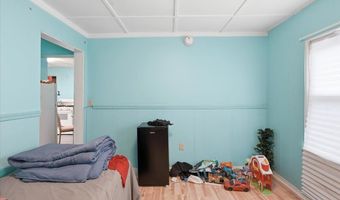 64 Hyde St, Burlington, VT 05401