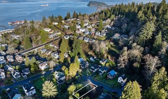 755 38TH St, Astoria, OR 97103