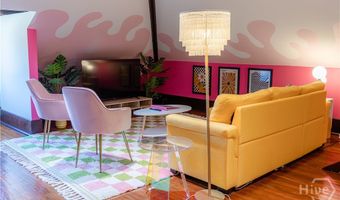 201 W 33rd St, Savannah, GA 31401