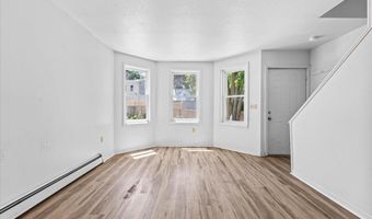 21 Hyde St 3, Burlington, VT 05401