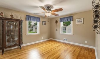 106 Academy St, Bristol, CT 06010