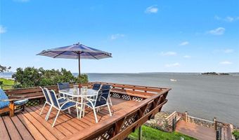 41 Buena Vista Dr, North Kingstown, RI 02852