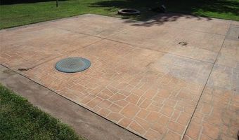 2933 Ashley Dr, Adrian, MI 49221