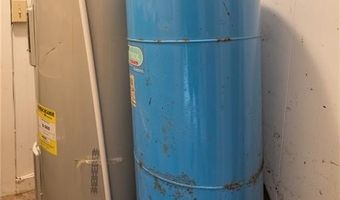 7 Broadview Ave, Bristol, RI 02809