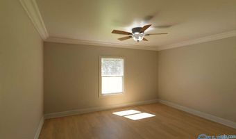 Edmonton B Avondale Drive, Athens, AL 35613