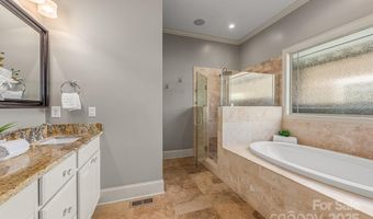 723 E 35th St, Charlotte, NC 28205