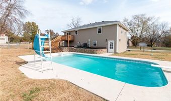 4 Bluebird Dr, Agency, MO 64401