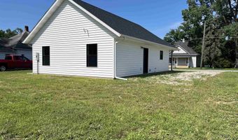 522 S 3rd St, Albia, IA 52531