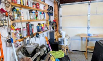17 Stone Ave, Warwick, RI 02889