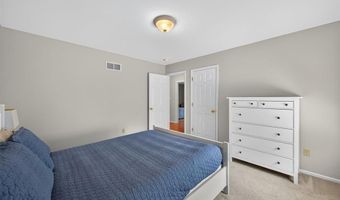 2426 Guardian Ct, Arnold, MO 63010