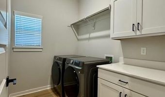 5302 SW Firethorn Ln, Bentonville, AR 72713