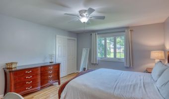 7 PIERSON Dr, Hockessin, DE 19707