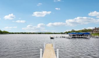 40418 N South Newport Dr, Antioch, IL 60002