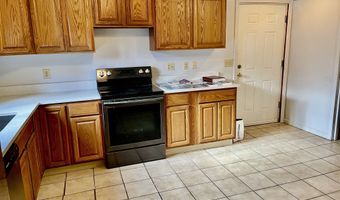 25 Pleasant St, Ansonia, CT 06401