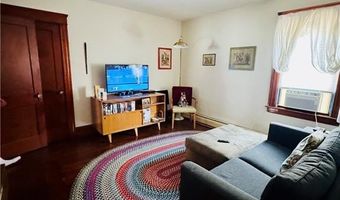 200 Market St, Warren, RI 02885