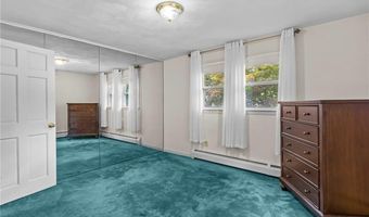 233 Blackrock Rd, Coventry, RI 02816