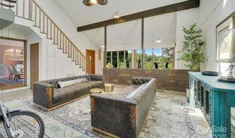 100 Ballantree Dr, Asheville, NC 28803