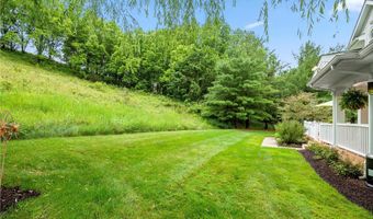 114 Golfview Dr, Adams Twp., PA 15044