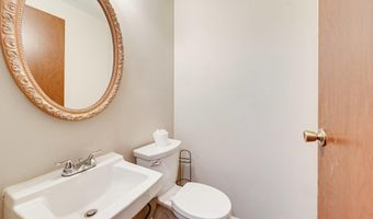 3381 MONARCH Ln, Annandale, VA 22003