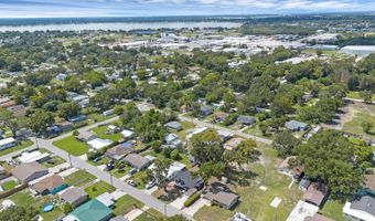 411 KEAT Ave, Auburndale, FL 33823