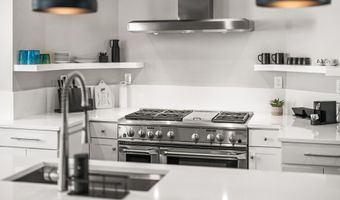 73 3rd Ave A, Atlantic Highlands, NJ 07716