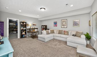 9562 Greenery Ct, Deerfield, OH 45140