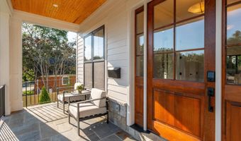 4911 37TH St N, Arlington, VA 22207