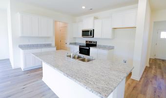 2016 Gadwall Dr, Alabaster, AL 35007
