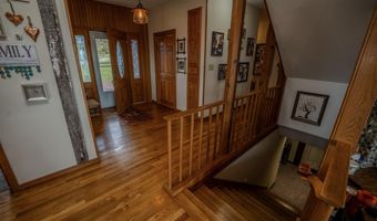 24352 State Highway Ee, Aurora, MO 65605