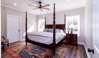 150 Rivervale Dr, Bainbridge, GA 39817