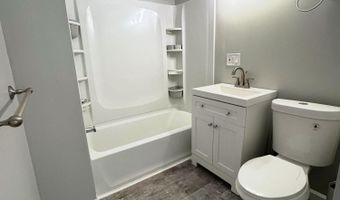 117 Winter St, Auburn, ME 04210