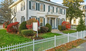 132 State St, Augusta, ME 04330