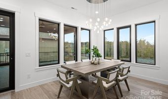 324 Avery Trail Dr 26, Arden, NC 28704