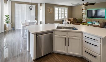 10909 W CHASE Ln, Avondale, AZ 85323