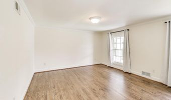 8806 FOX HILLS Trl, Potomac, MD 20854