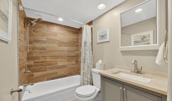 1028 APOLLO BEACH Blvd 114, Apollo Beach, FL 33572