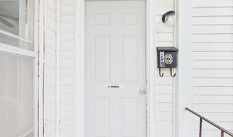 209 S 10Th St, Albia, IA 52531