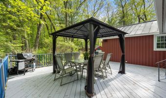 12 Lord Jeffrey Dr, Amherst, NH 03031