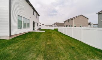 2926 Curlew Dr, Ammon, ID 83401