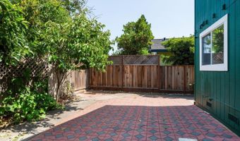 1520 Cabernet Cir, Santa Rosa, CA 95403