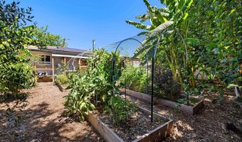 2013 Lee Dr, Escondido, CA 92027