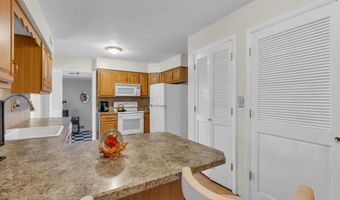 14 Dolan Ave, Aberdeen, NJ 07747