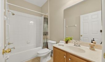 208 OCEANIA Ct, Apollo Beach, FL 33572