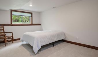 2759 COUNTY ROAD EE, Abrams, WI 54101