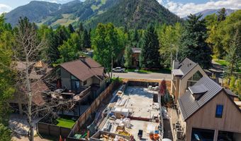 622 W Smuggler St, Aspen, CO 81611