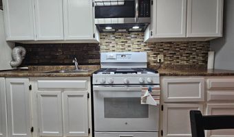 39 Nob Hill Cir B, Bridgeport, CT 06610