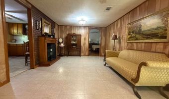 220 Presley Dr, Abbeville, AL 36310