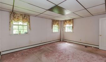 1857 Old Louisquisset Pike, Lincoln, RI 02865