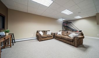3 Baldwin Ln, Bedford, NH 03110