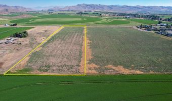 19561 Queens Crown Rd, Carey, ID 83320